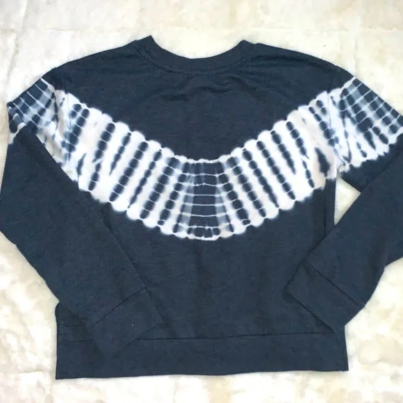 Girls - Levi’s Cropped Sweatshirt Bundle - Picture 10 of 11